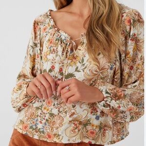 O'Neill Women's River Sofia floral long sleeve top medium
